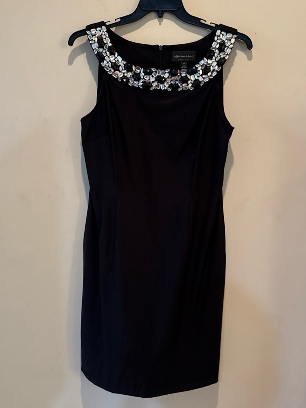 Embellished Collar Black Sheath Dress